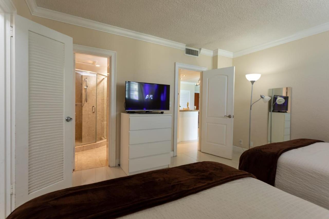 Hollywood Beach Apartment Bagian luar foto
