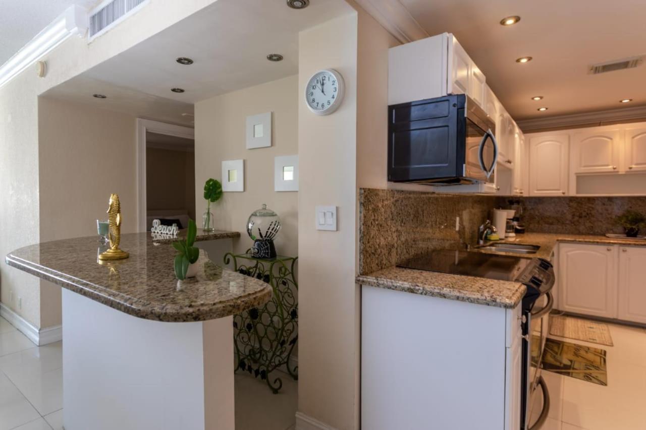 Hollywood Beach Apartment Bagian luar foto