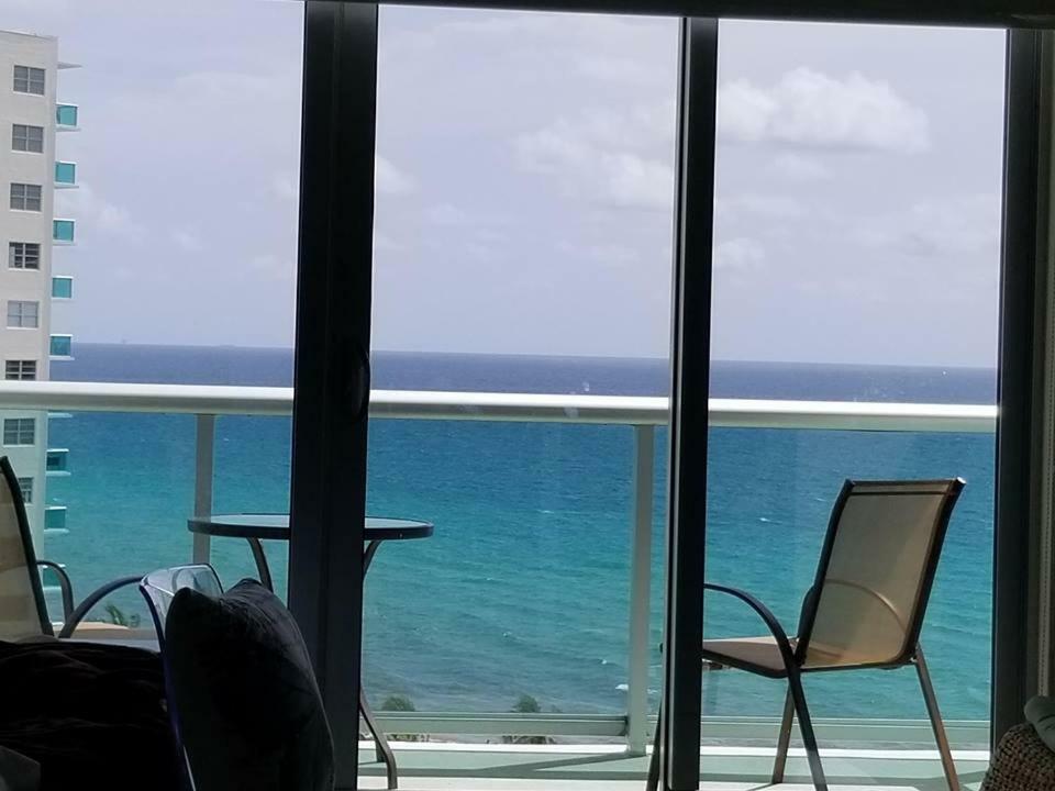 Hollywood Beach Apartment Bagian luar foto